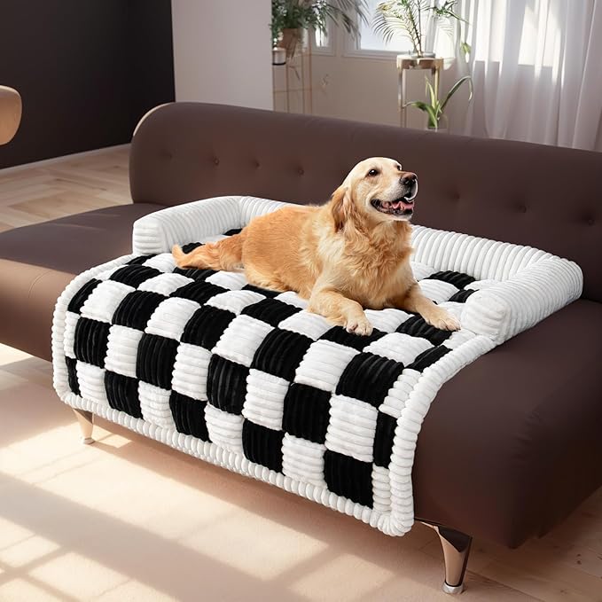 LiveGo black fuzzy washable couch cover for pets, square plaid plush dog and cat mat for sofas.